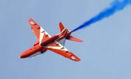 red arrow roll